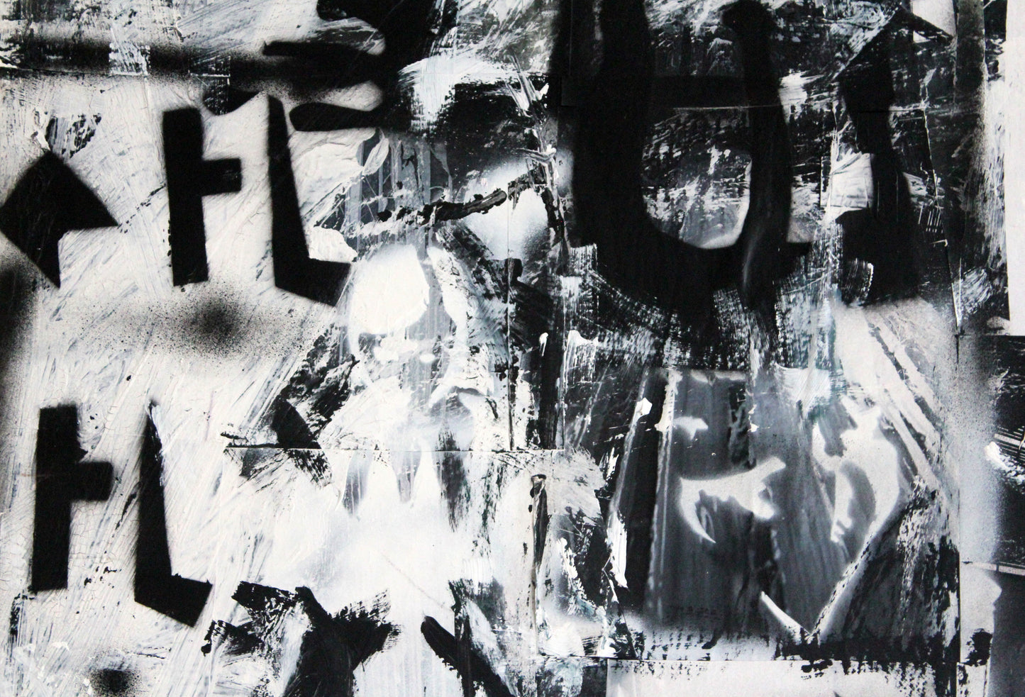 Black and White : 43" x 58" - 110 x 148 cm