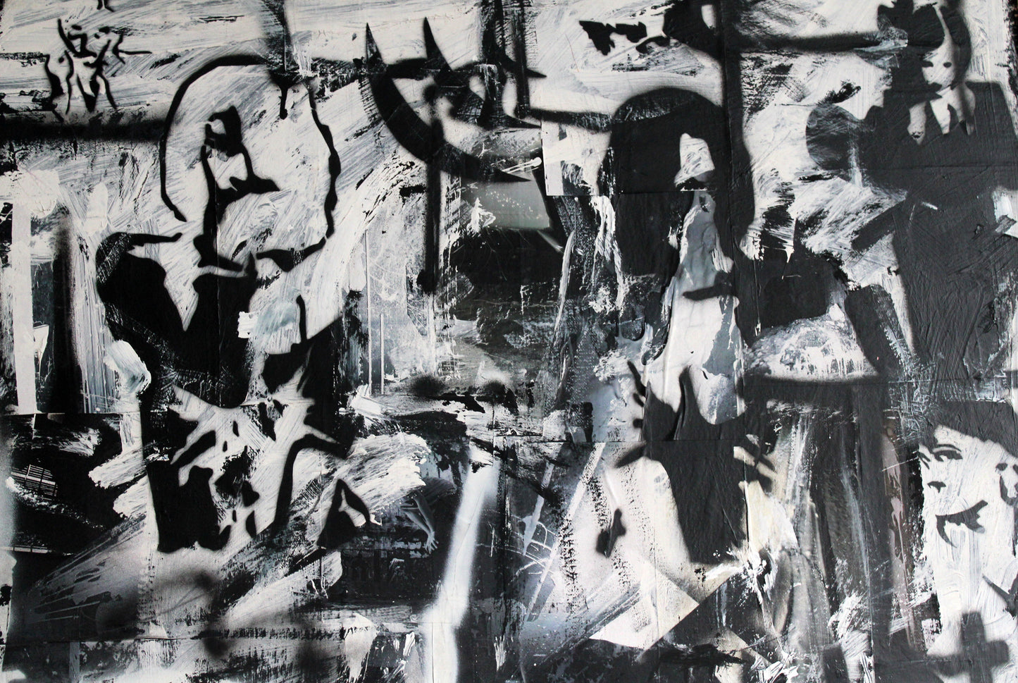 Black and White : 43" x 58" - 110 x 148 cm