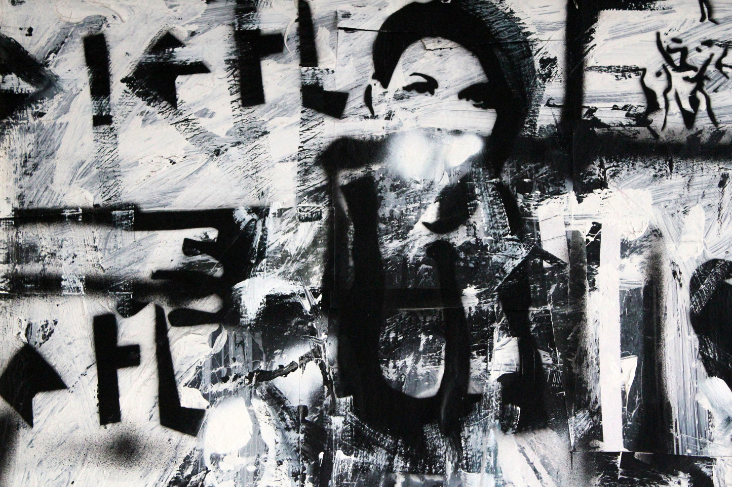 Black and White : 43" x 58" - 110 x 148 cm